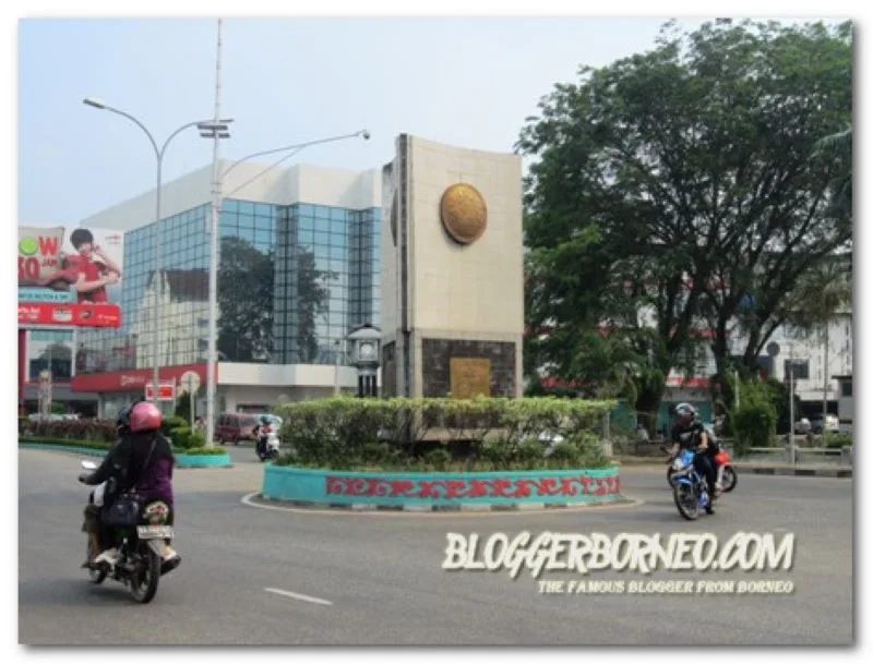 Tugu Adipura Kota Pontianak