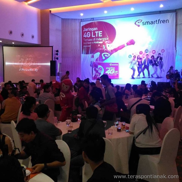 Suasana Gathering and Launching Smartfren 4G LTE Advance di Pontianak