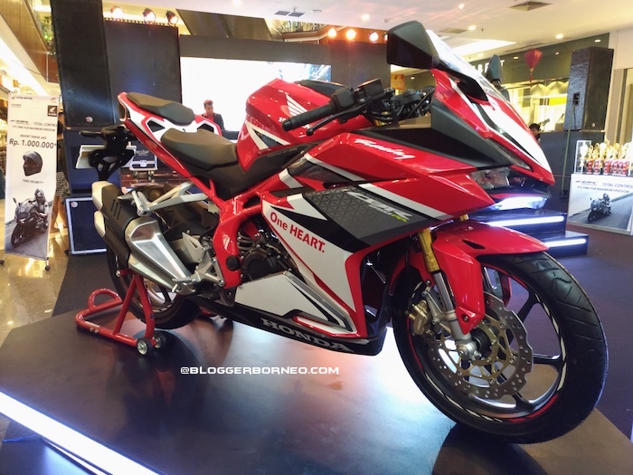 Honda New CBR 250 RR Racing Red