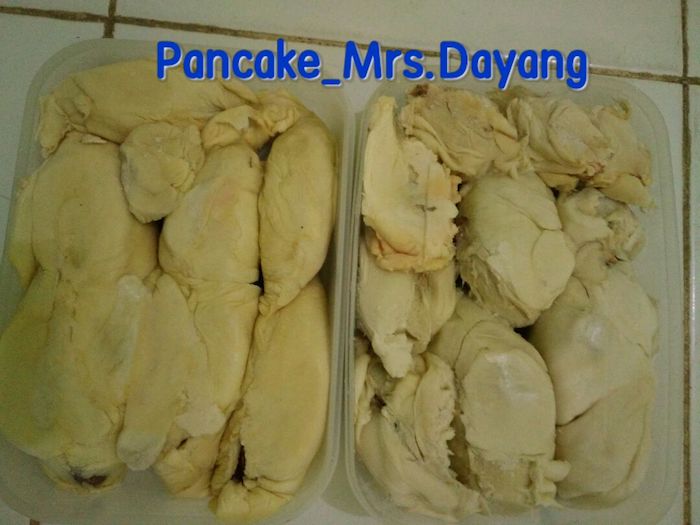 Pancake Durian Mrs Dayang