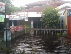 Banjir Kota: Bumerang Revitalisasi Parit Kota Pontianak