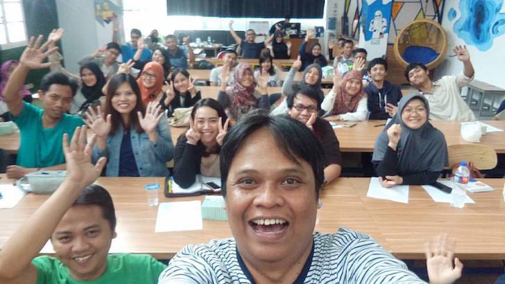 Kang Ade Truna Ketika Mengisi Materi SEO di Eduplex Bersama Google Gapura Digital