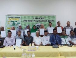 Roti Gembong Kota Raja Pontianak Resmi Kantongi Sertifikat Halal MUI