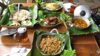 7 Makanan Khas Bandung Yang Akan Membuat Anda Ketagihan