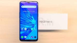 Perbandingan Spesifikasi Realme 5 dan Realme 5 Pro