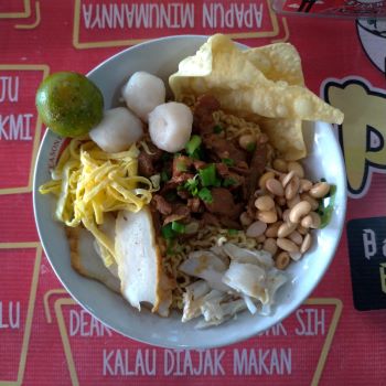 Paket Menu Bakmi Kepiting Khas Pontianak