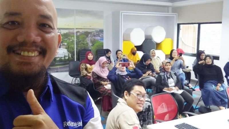 Blogger Borneo Memberikan Pelatihan Mengenai HKI untuk UMKM Kota Pontianak