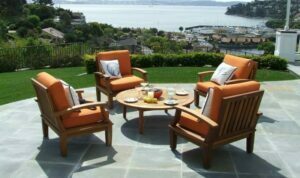 All That You Need to Know While Choosing Patio Table Covers