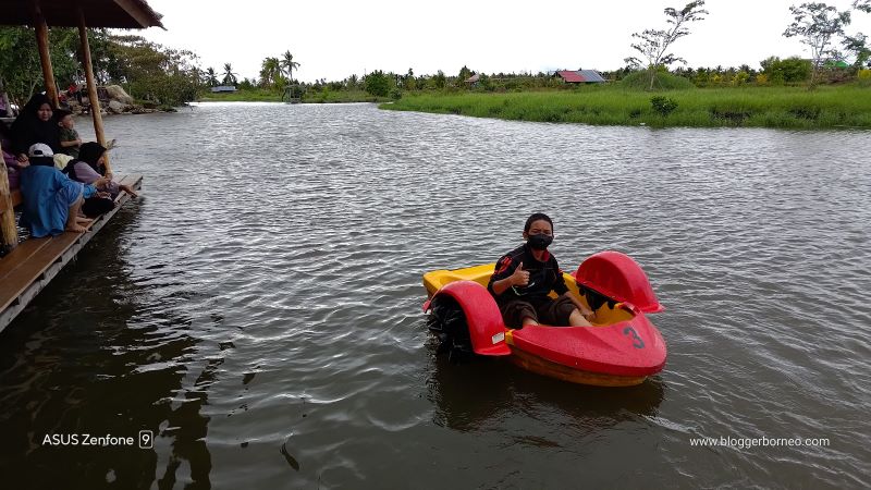 Amal Zone Kubu Raya - Wahana Hand Boat