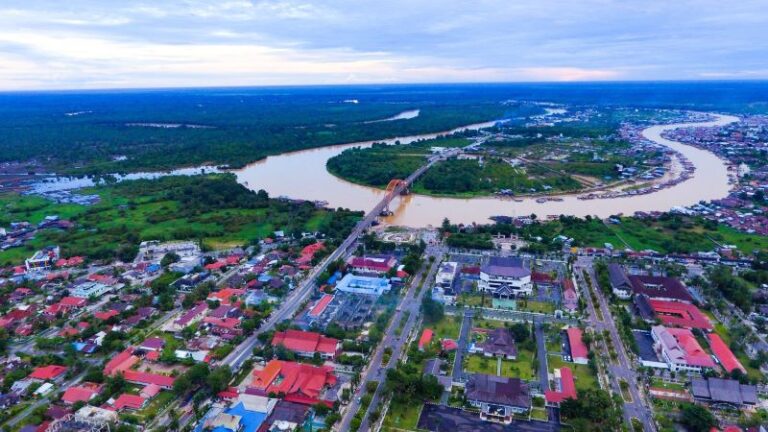 Brief Profile of Palangkaraya, a Unique City in the Middle of Borneo Island