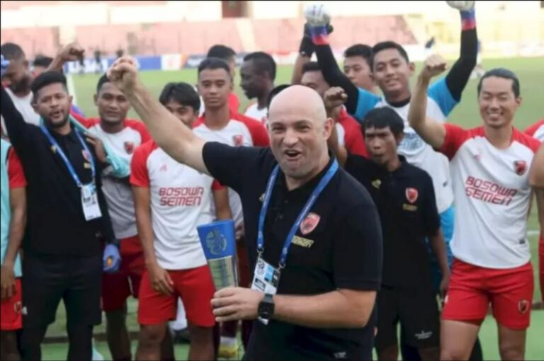 Sayuri Bersaudara Antar PSM Makassar Ke Puncak Klasmen Liga 1, Shin Tae-yong Tertarik Pakai Jasanya?