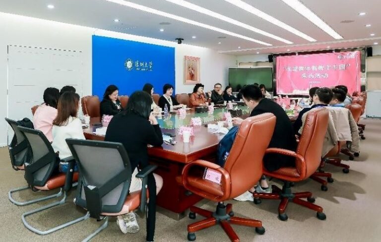 Anggota Tur Media “Pandangan Media ASEAN terhadap Tiongkok Digital” mengunjungi BRRI