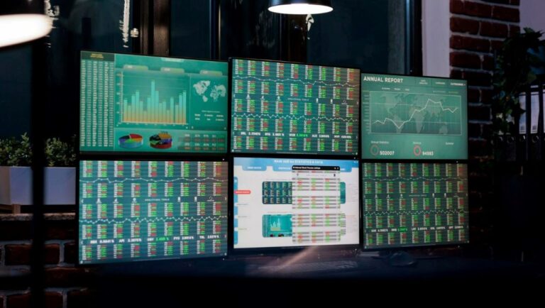 Analisis Fundamental untuk Perdagangan Valuta Asing: Cara Menganalisis Indikator Ekonomi