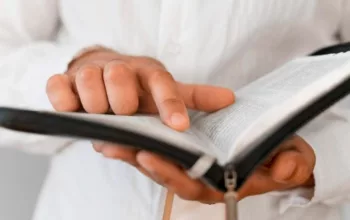 Learning the Quran and Arabic Makes it Easy to Use Think Quran