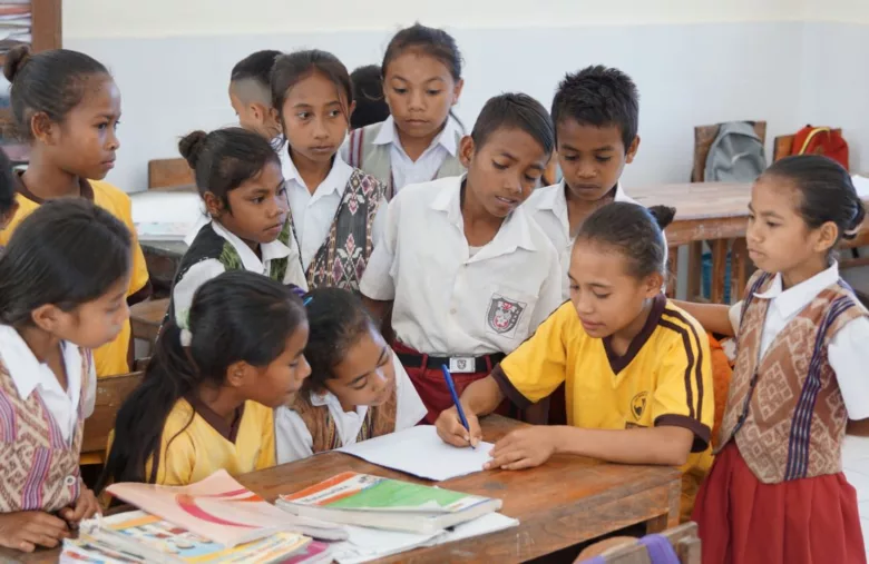 Kisah Ela, Si Inspirator Cilik dari Desa Sonraen Amarasi Selatan NTT