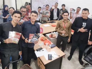 Mentoring Facebook Ads, CEO Kharisma Group Sharing Materi dan Pengalaman