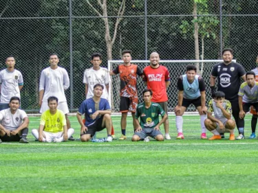 Lapangan Mini Soccer Pontianak, Pengalaman Pertama Bermain dengan Tim Masbuq FC