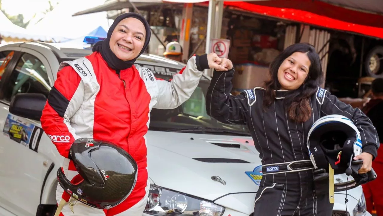 Melanie Armelia Desky Sewaktu Menjadi Pembalap