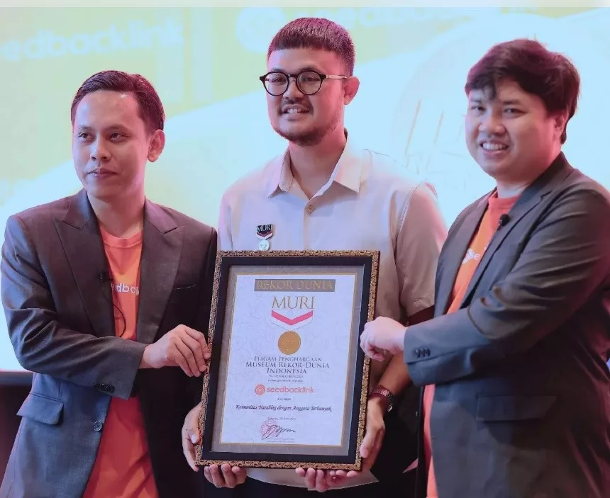 seedbacklink Pecahkan Rekor MURI sebagai Komunitas Blogger Terbesar di Indonesia dan Dunia 1 seedbacklink Pecahkan Rekor MURI