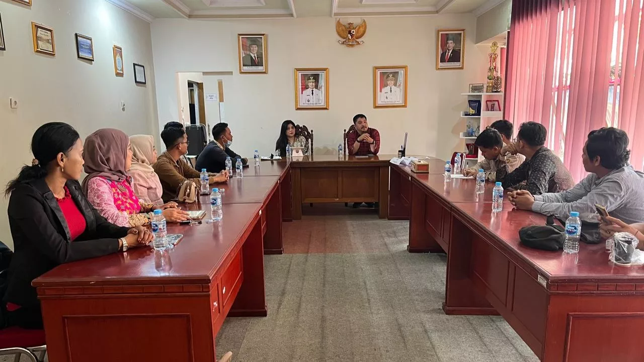 Koordinasi dengan Dinas Koperasi dan UKM Kalimantan Barat