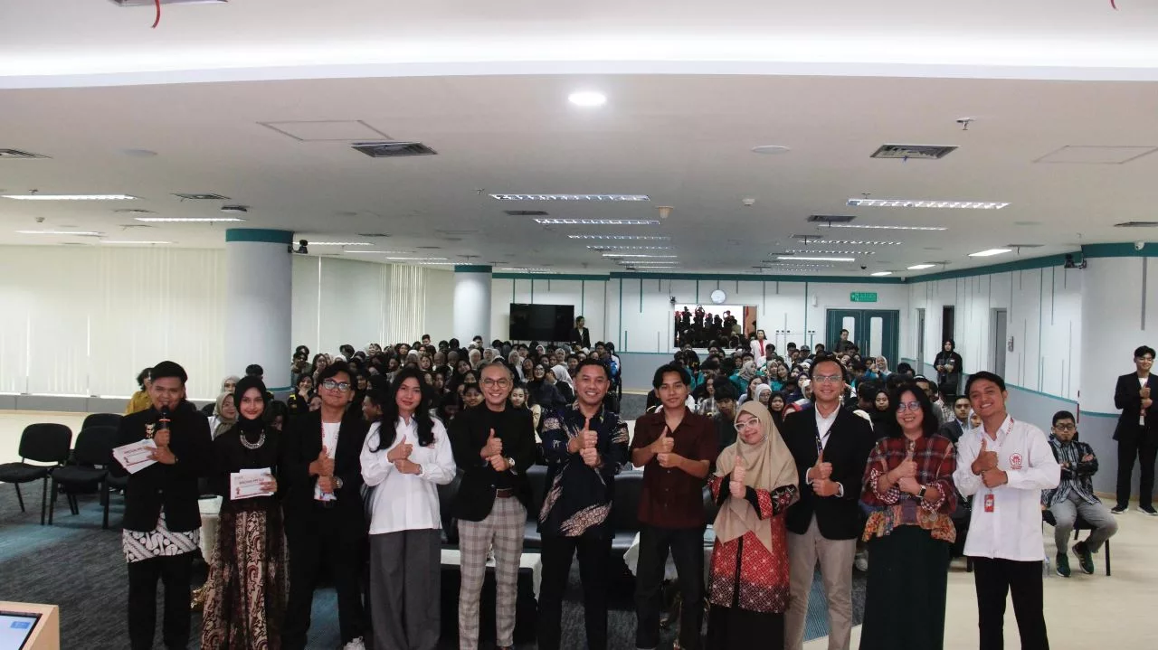Sesi Foto Bersama Peserta dan Pemateri Recon PR 2.0