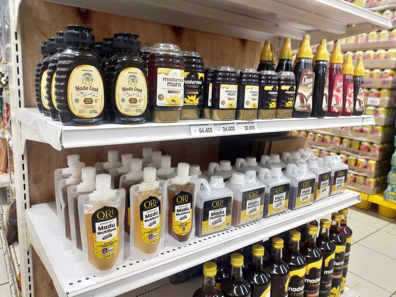 Produk Madu Syaiful Dijual di Rak Modern Market
