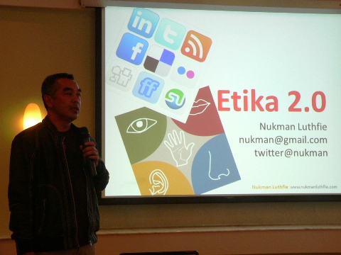 Nukman Luthfie Bapak Medsos Indonesia