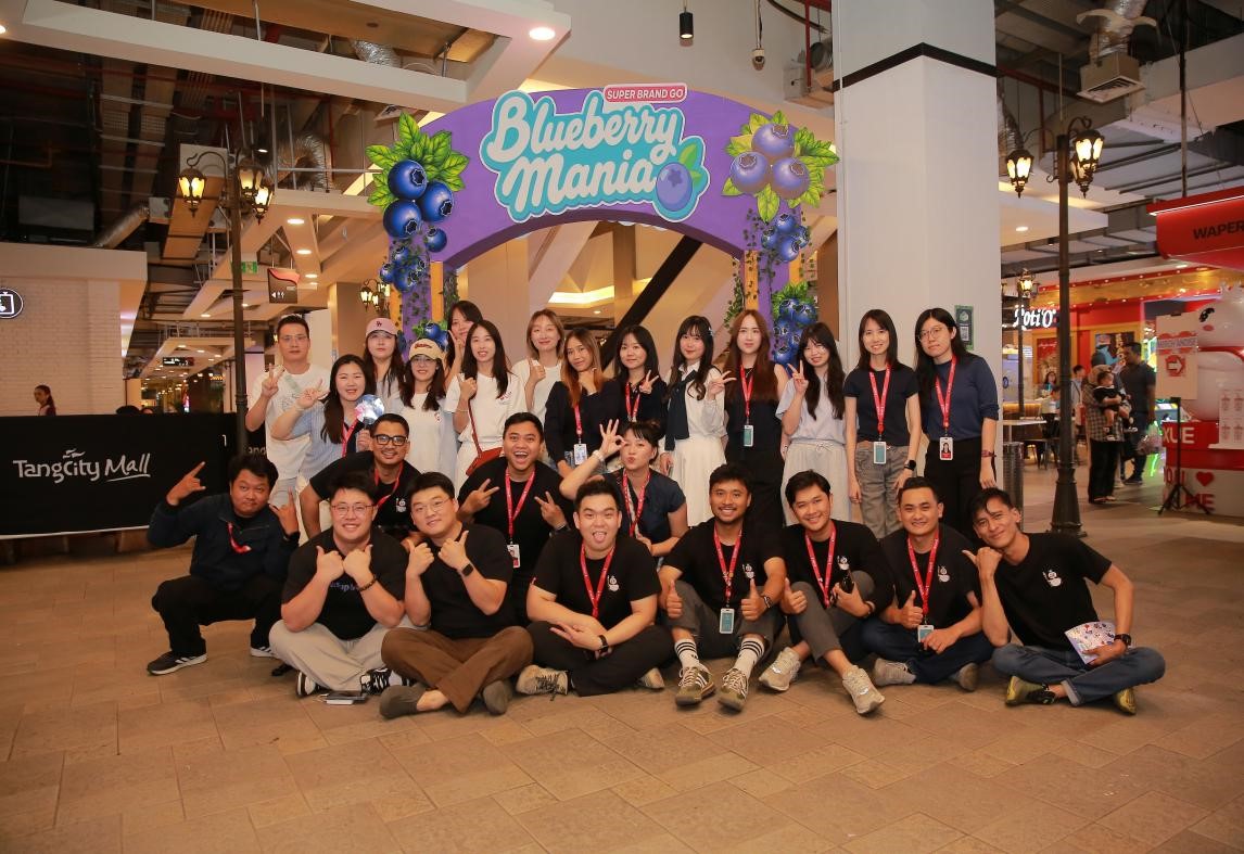 Foto Bersama Tim Program Manajer Sehari Mixue