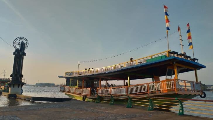 Wisata Sungai Kapuas