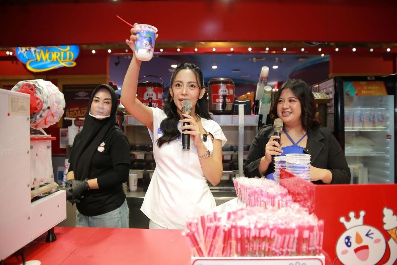 Program Manajer Toko Sehari Mixue