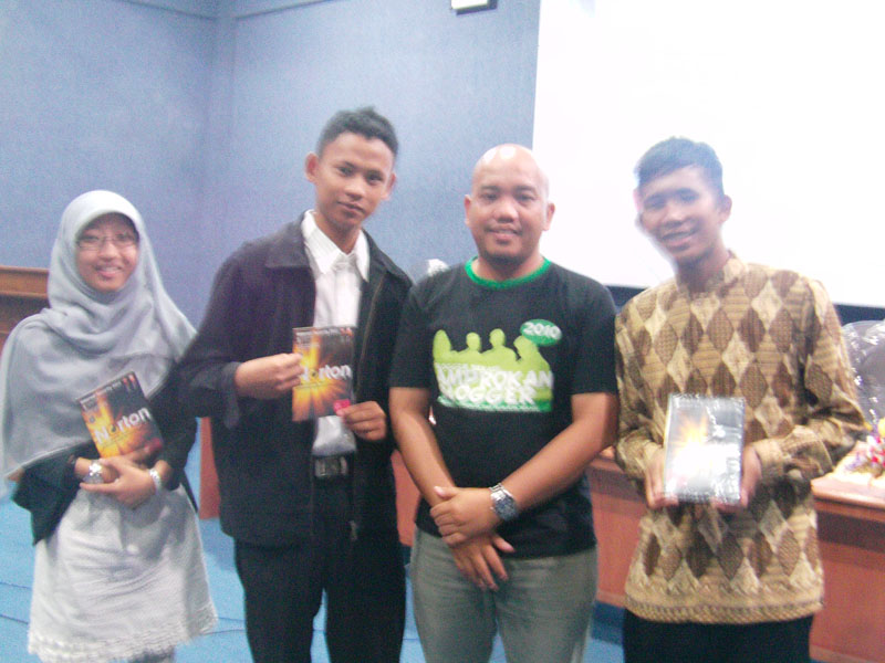 Seminar Internet Sehat di STAIN Pontianak Tahun 2011