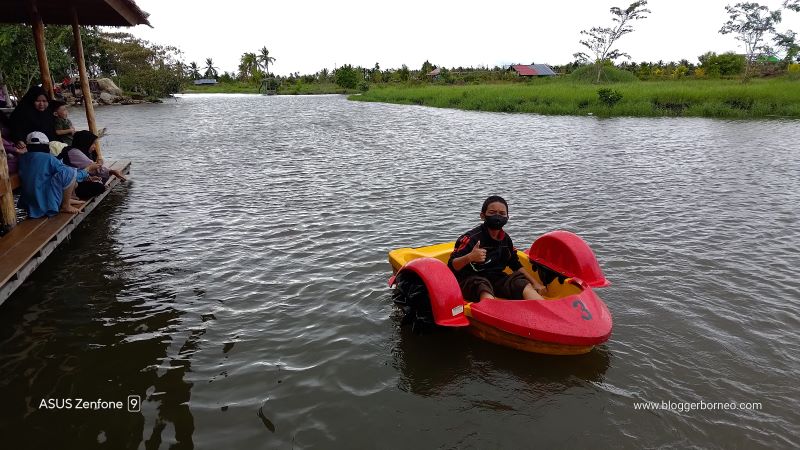 Amal Zone Kubu Raya Wahana Hand Boat