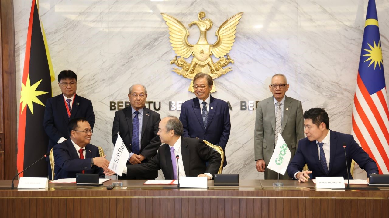 SoftBank Group, Grab and PETROS Sign Framework Agreement
